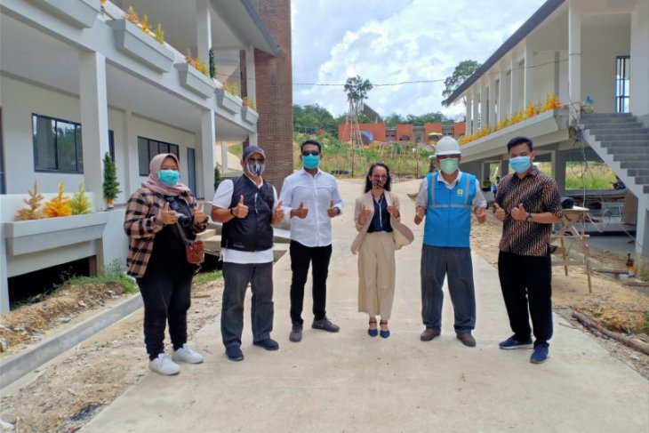STKIP Pamane Talino Landak siap beroperasi setelah dapat listrik PLN