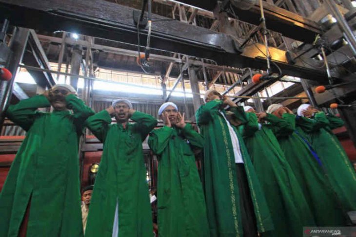 Ada wisata religi keliling masjid kuno di Cirebon