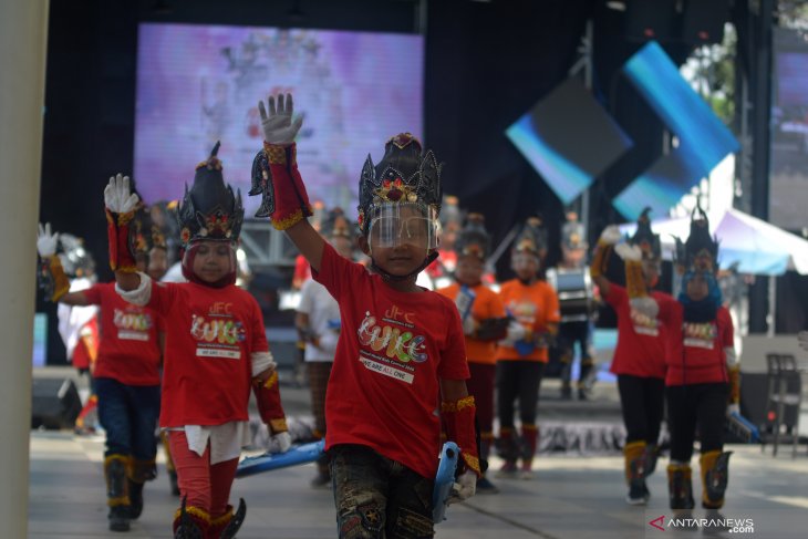 Galdi bersih World Kids Carnival