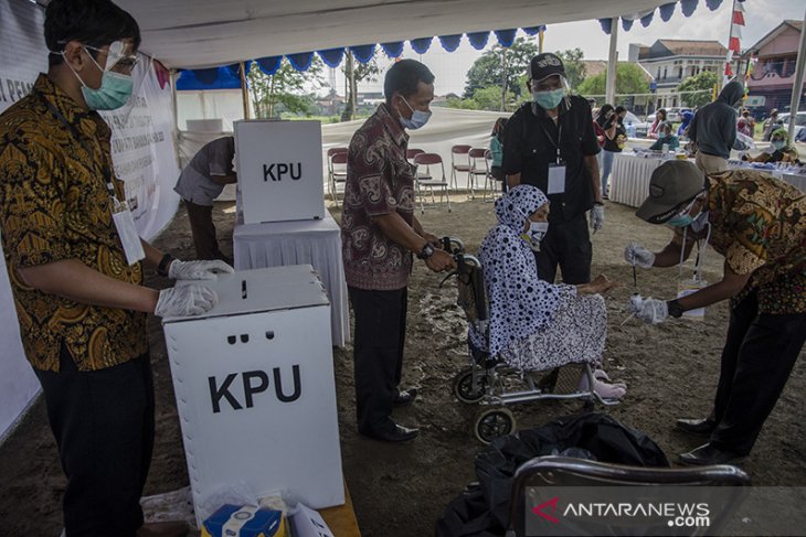 Simulasi pemungutan suara Pilkada Kabupaten Bandung 