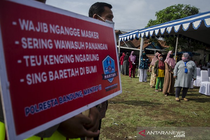 Simulasi pemungutan suara Pilkada Kabupaten Bandung 