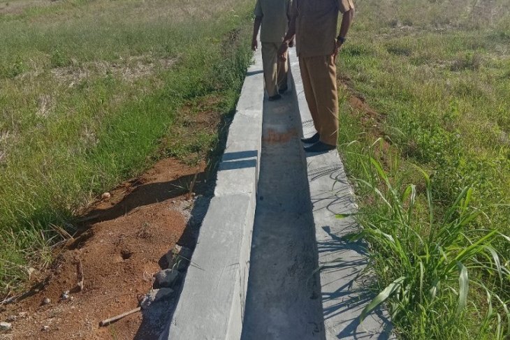 Kelompok tani Mukomuko selesaikan pembangunan pintu air