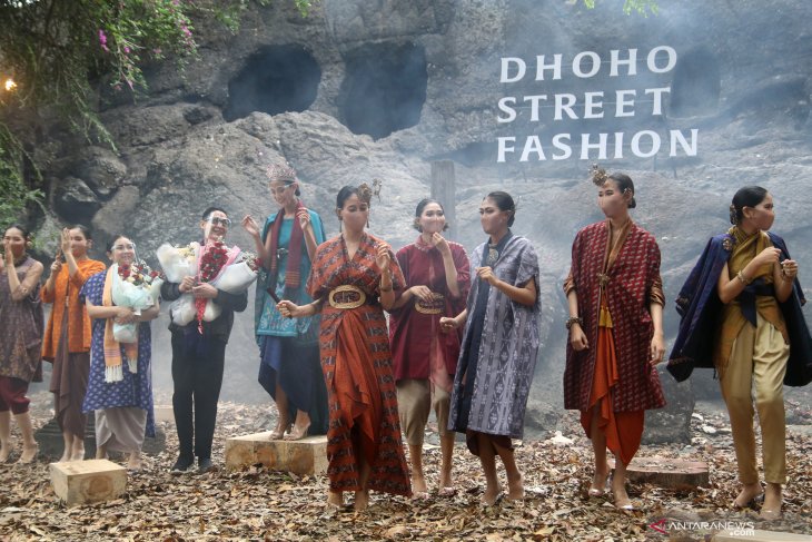 The 6th Dhoho Street Fashion