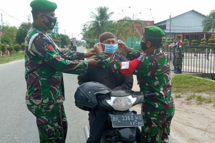 Zidam I/BB gelar operasi pendisiplinan prokes di Medan