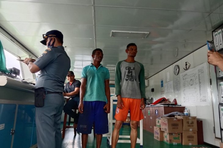 Dua nelayan Aceh ditemukan terombang-ambing di perairan Sibolga-Nias