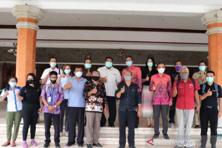 Bupati Buleleng: lembaga penyiaran punya andil besar sosialisasikan protokol kesehatan saat pandemi