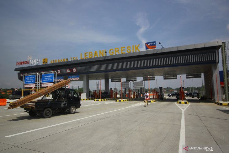 Proyek jalan tol KLBM