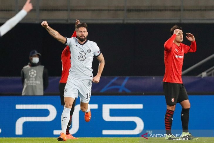 Gol Olivier Giroud antar Chelsea lolos ke babak 16 besar