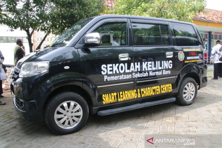 PGRI Lamongan luncurkan mobil sekolah keliling