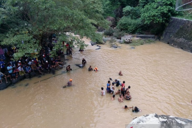 Dua remaja Sukabumi tenggelam di Bendungan Cikanteh, satu ditemukan tewas