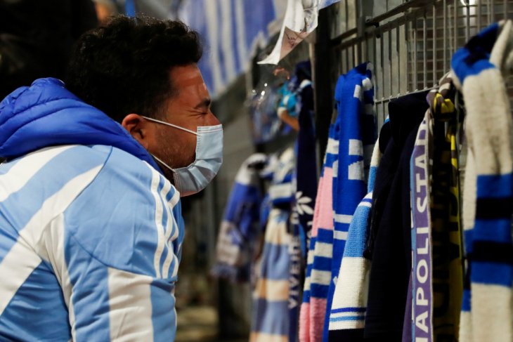 Maradona pesepak bola jalanan terhebat