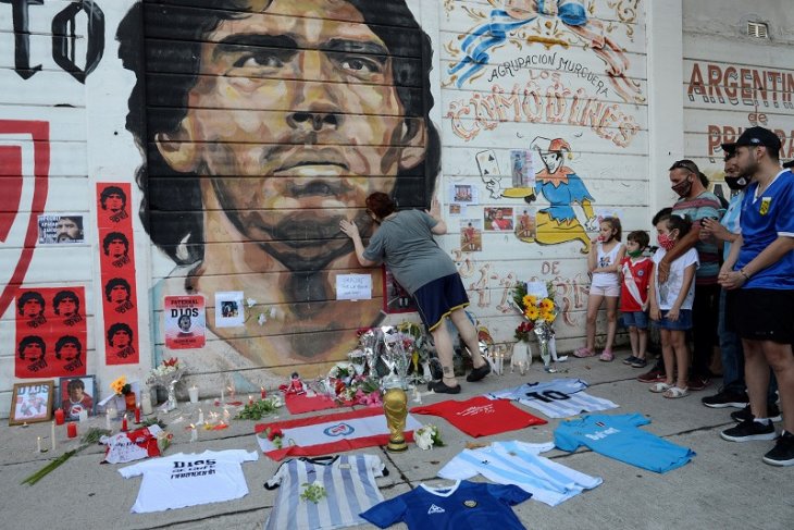 Maradona meninggal Argentina tetapkan tiga hari masa berkabung