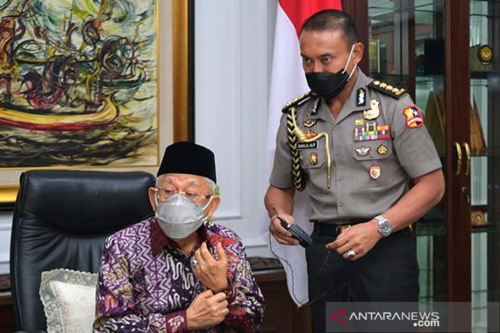 Wapres minta ulama dan ormas Islam sosialisasi pentingnya vaksin COVID-19