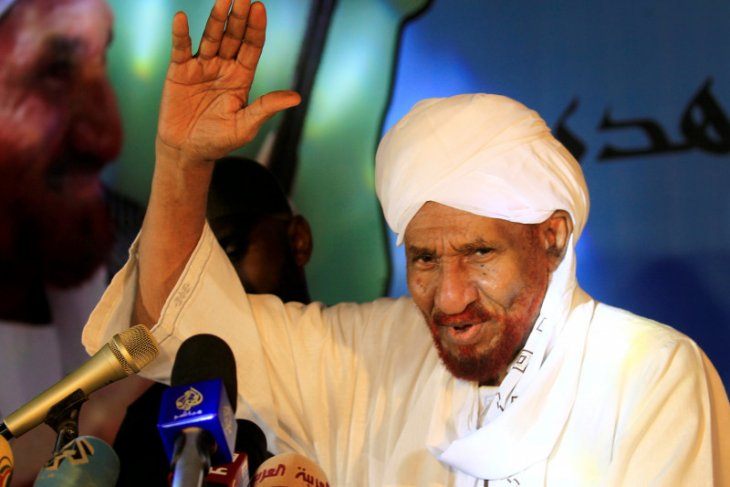 Mantan PM Sudan Sadiq al-Mahdi meninggal karena COVID-19