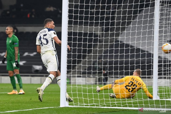 Liga Europa - Tottenham gasak Ludogorets 4-0, Carlos sumbang dua gol