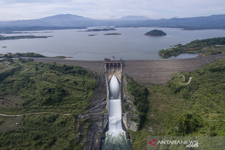 Infrastruktur pendukung Rebana metropolitan 