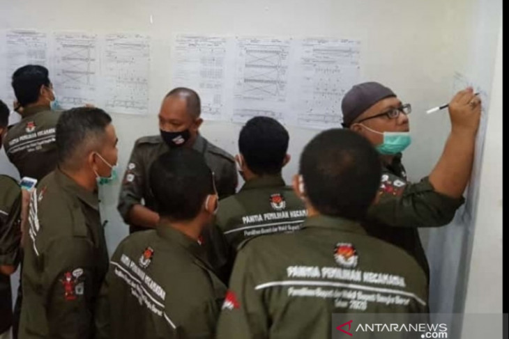 KPU Bangka Barat sosialisasikan aplikasi Sirekap kepada KPPS
