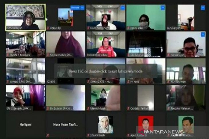 Indocement gelar webinar Propem di masa pandemi