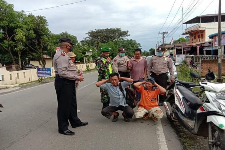 Menciptakan kesadaran warga Langkat untuk patuh terhadap protokol kesehatan COVID-19