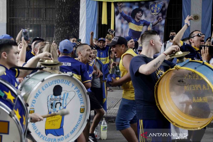 Dokter pribadi Maradona diduga lakukan