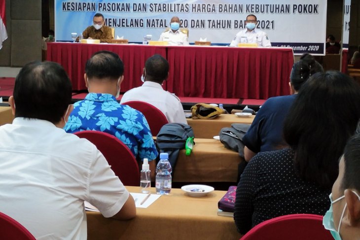 Pemprov Papua Barat kumpulkan pelaku usaha cegah lonjakan harga bapok