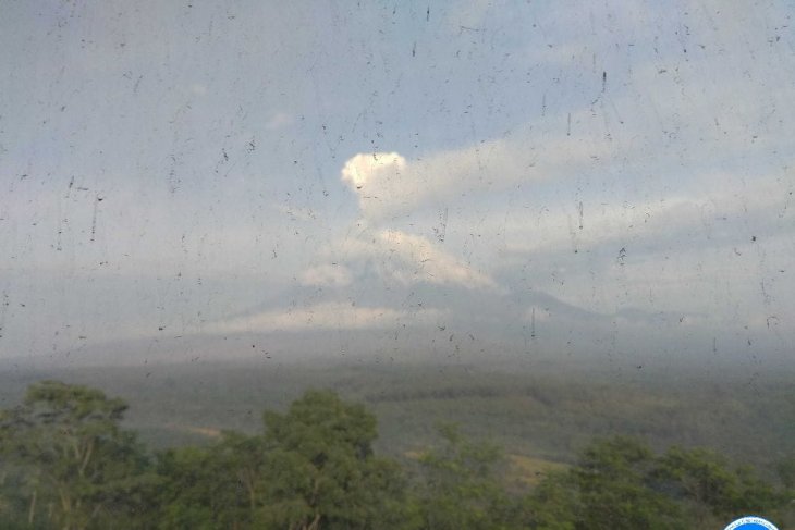 PVMBG: Aktivitas Gunung Semeru masih fluktuatif