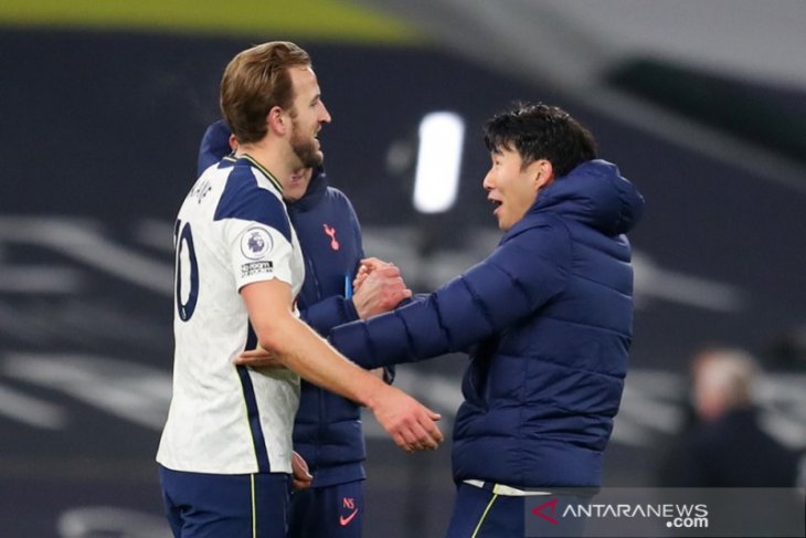 Tottenham bungkam Arsenal 2-0
