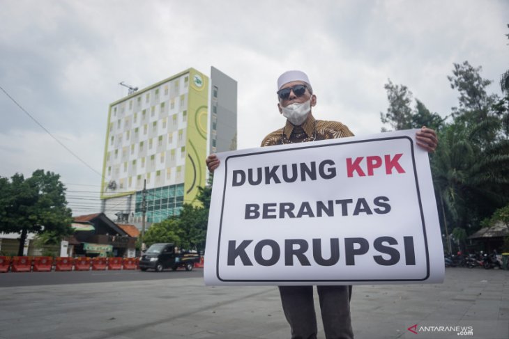 8 OTT era Firli Bahuri cs, tersangkanya pejabat pusat dan daerah