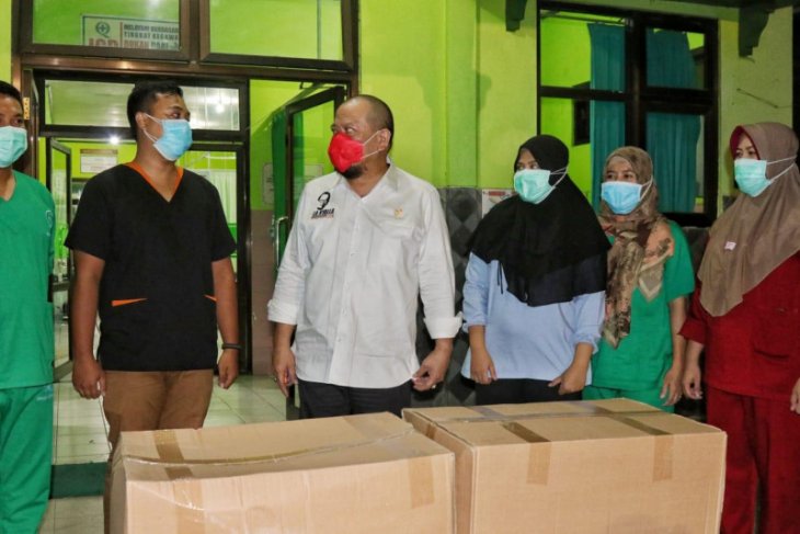 Ketua DPD La Nyalla Mattalitti berharap masyarakat tak anggap remeh COVID-19