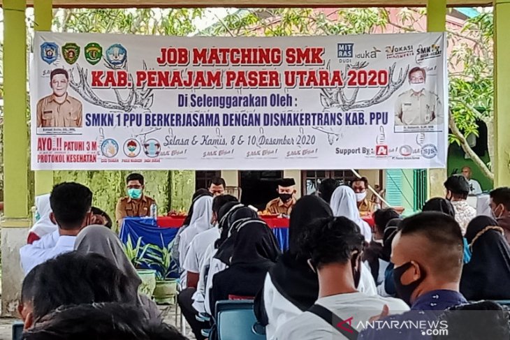Smk Negeri 1 Penajam Buka Lowongan Kerja Lulusan Smk Melalui Job Matching Antara News Kalimantan Timur