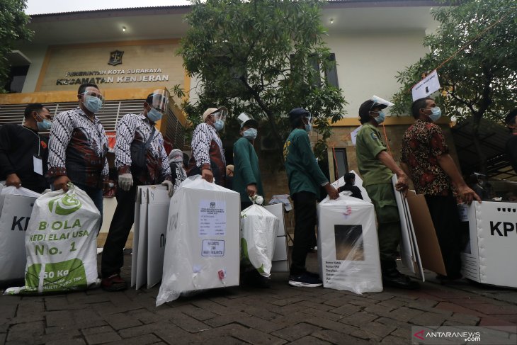 Pengumpulan logistik hasil Pilkada Kota Surabaya