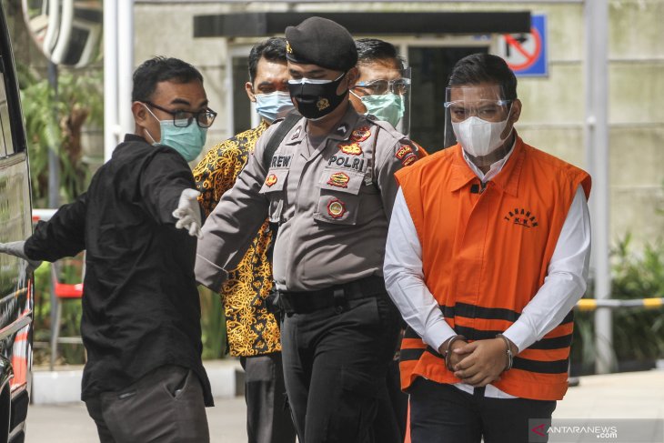KPK konfirmasi dua sespri Edhy Prabowo terkait aliran uang