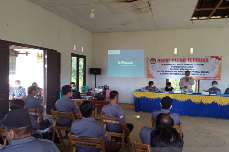 Pilkada Bengkayang, rekapitulasi suara tingkat kecamatan rampung