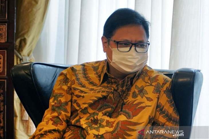 Airlangga: Vaksinasi COVID-19 diperkirakan dapat dimulai pekan depan