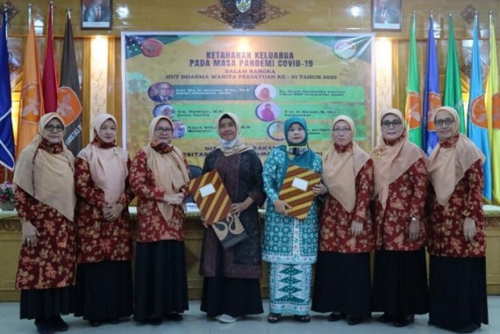 DWP Unja gelar webinar ketahanan keluarga di masa pandemi COVID-19
