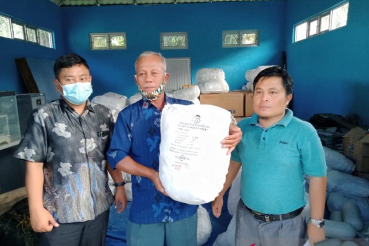 KKP bagikan alat tangkap kepada nelayan Mukomuko