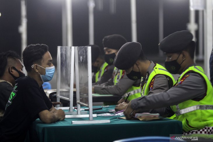 Sidang di tempat operasi yustisi