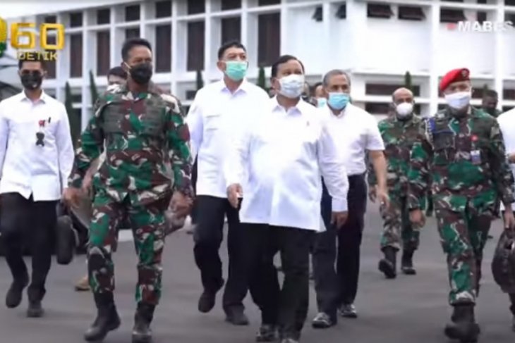 Kunjungi Mabesad, Menhan Prabowo paparkan revisi doktrin TNI AD