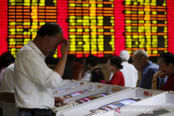Saham China dibuka melonjak, bangkit dari kerugian 3 sesi sebelumnya