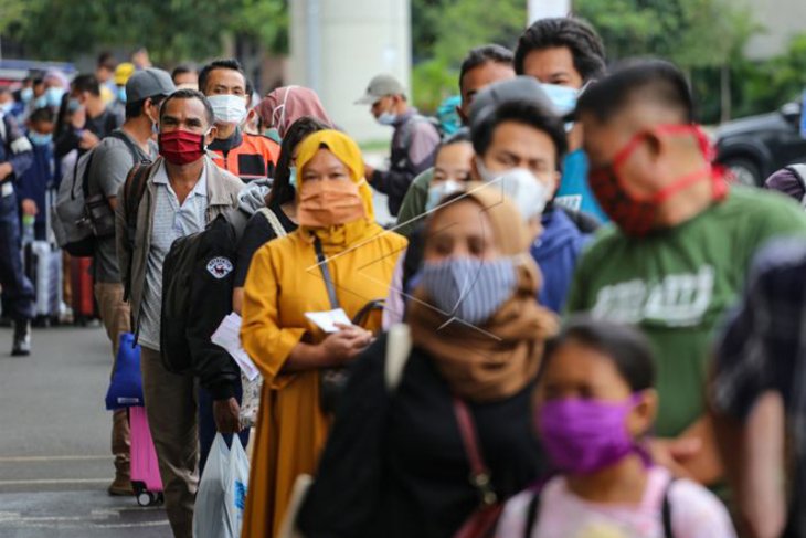 Pemberlakuan Tes Cepat Antigen di Bandara