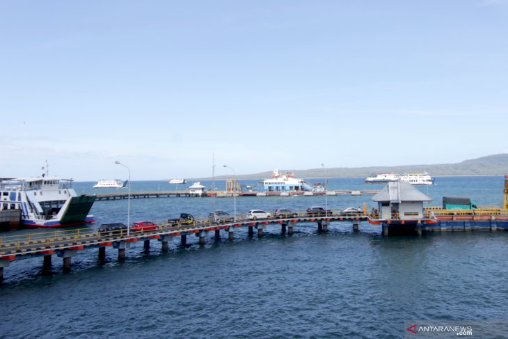 Arus Mudik Nataru di Pelabuhan Ketapang