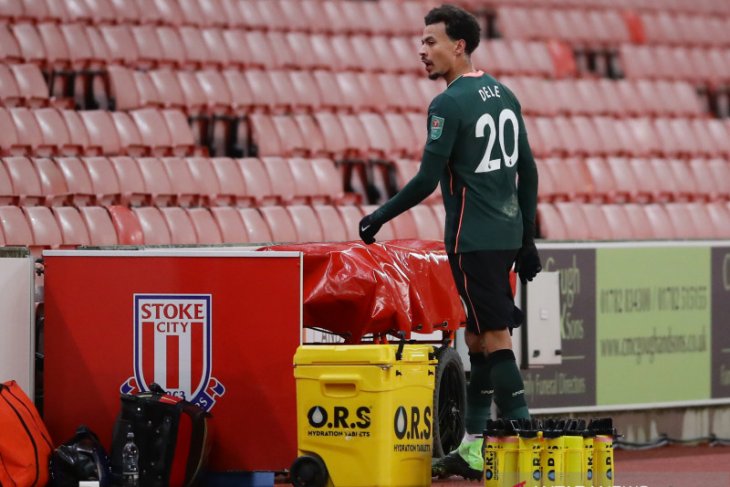 Mourinho kesal pada Dele Alli usai lakukan blunder lawan Stoke