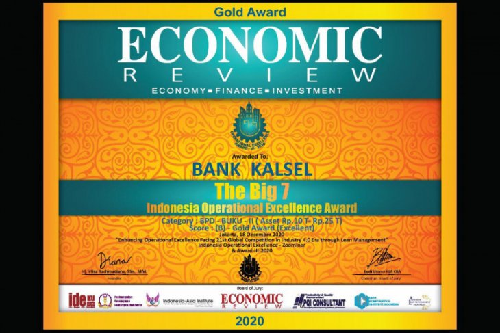 Bank Kalsel raih Indonesia Operational Excellence Award 2020 dari Economic Review