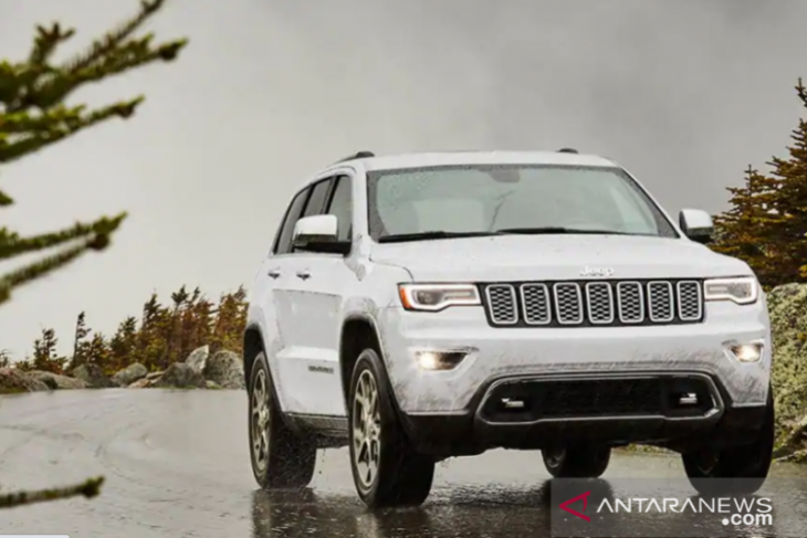 Produksi Jeep Cherokee terhenti karena kelangkaan semikonduktor