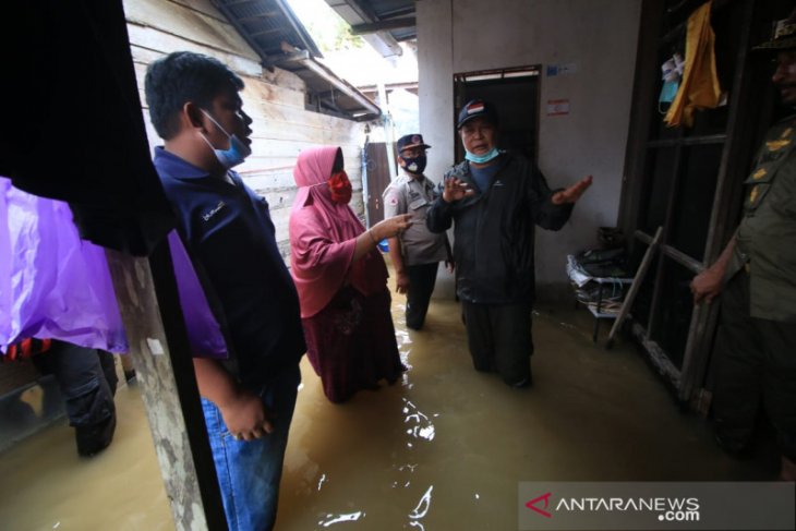 Gubernur Kalsel Tinjau Banjir Di Kabupaten Banjar