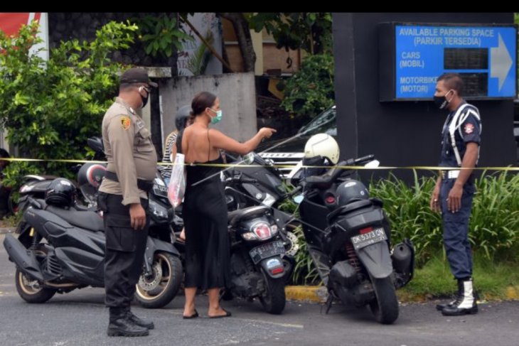 Rekayasa lalin di jalan Pantai Kuta