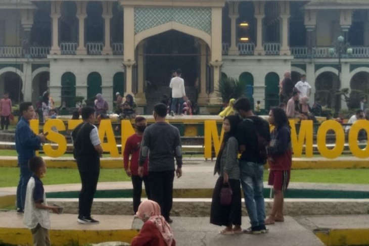 Pesona Istana Maimun Medan di musim kunjungan akhir tahun