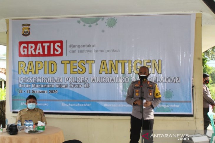Polisi di Mukomuko gelar patroli cegah penularan COVID-19