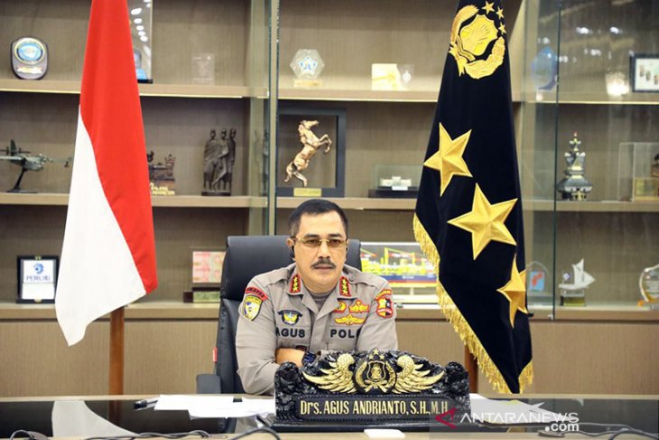 Buru pria mengaku nabi ke-26, Polri gandeng Interpol