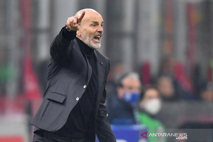 Stefano Pioli sebut kartu merah Ibrahimovic biang keladi kekalahan AC Milan